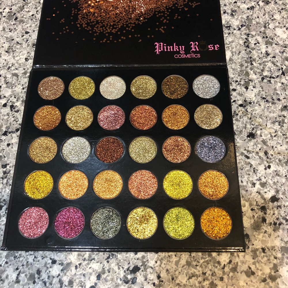 ❌SOLD❌Pink Rose Cosmetics presses glitter eyeshado